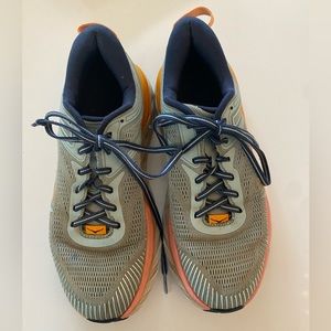 Size 9 Hoka One One Bondi 7